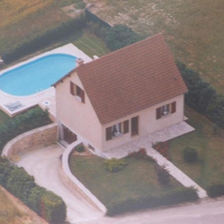 Maison De Vacances Pour 6 Personnes Avec Piscine Lainsecq ภายนอก รูปภาพ